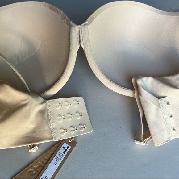 Skims Women’s Ultimate Collection Push-Up Plunge Bra in Sand - Size:36DD - Picture 7 of 8